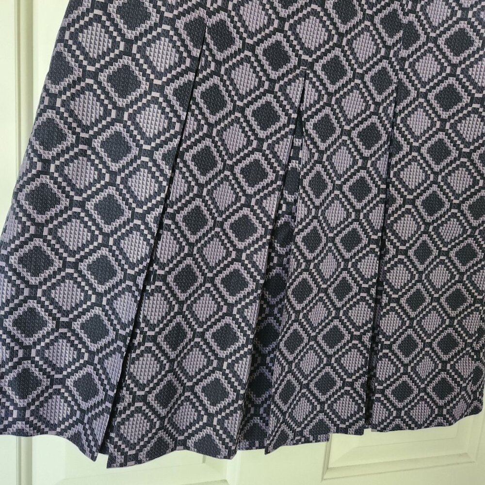 Ann Taylor Pleated Purple Navy Geometric A-Line Skirt Preppy Academic Office - Picture 3 of 8